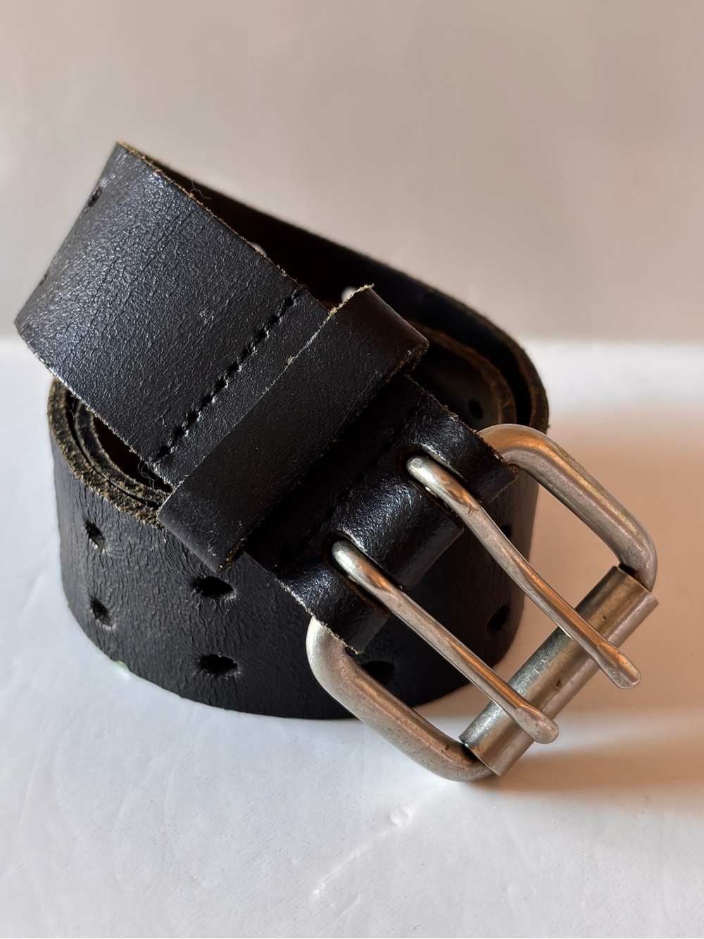 Vintage Nevada Jeanswear Black leather belt with double prong
